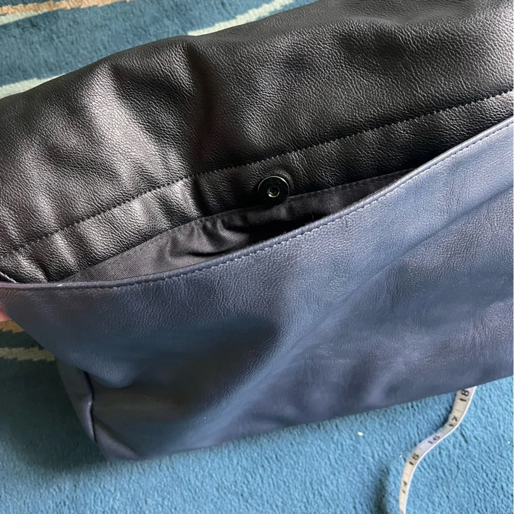 TED BAKER great carry all bag in sleek blue black purple — messenger— tote